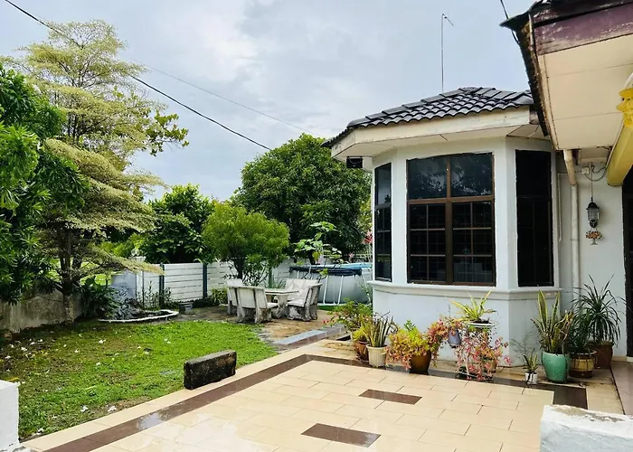 Pulai Field Aa Homestay